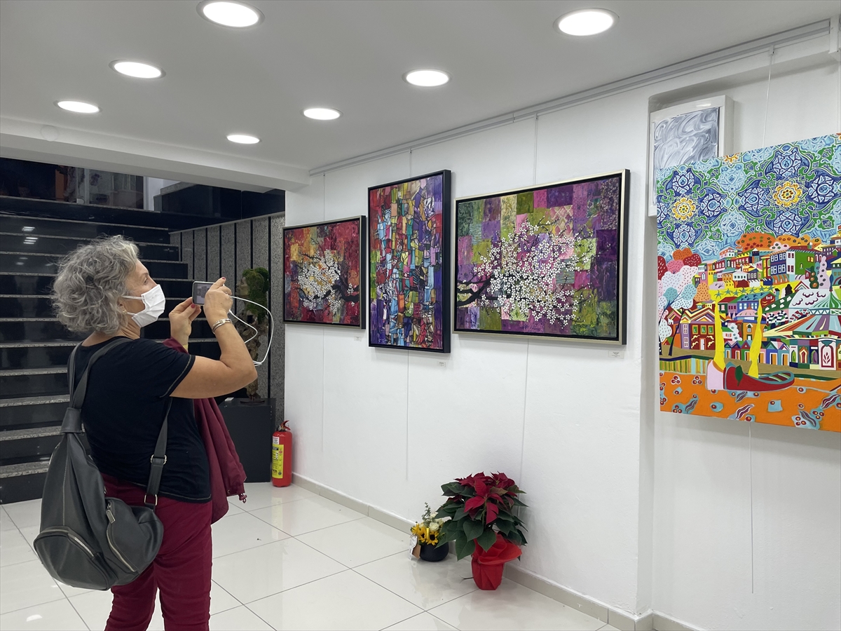 Galeri Apollon'un ilk sergisi “Temaşa” sanatseverlerle buluştu