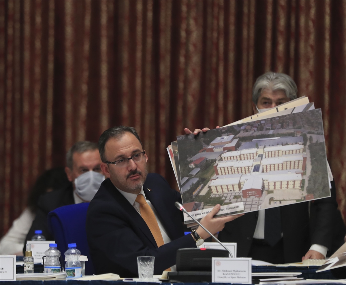 Gençlik ve Spor Bakanlığının 2022 yılı bütçesi Plan ve Bütçe Komisyonunda