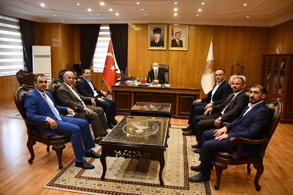 Güreş Federasyonu Başkanı Şeref Eroğlu, Kahramanmaraş'ta temaslarda bulundu