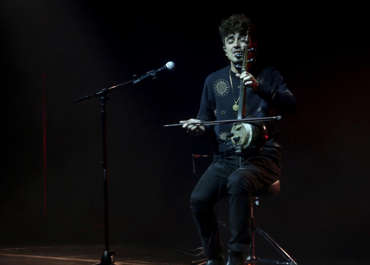 Kamança sanatçısı Mark Eliyahu, Türkiye'yi ikinci evi gibi hissettiğini söyledi: