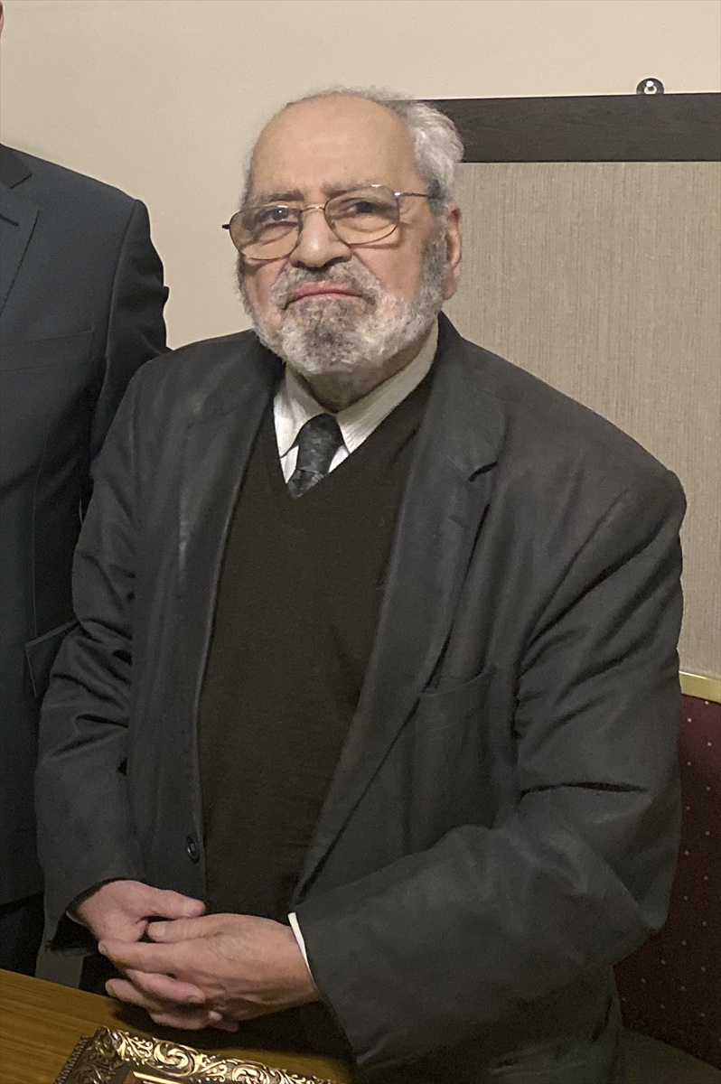 Şair, yazar ve fikir adamı Sezai Karakoç, 88 yaşında hayata veda etti