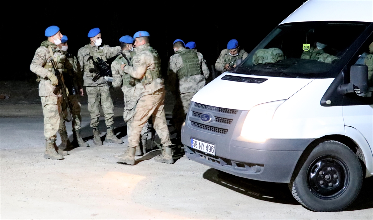 Sivas'ta 112 Acil'i arayarak ormanlık alanda kaybolduğunu bildiren çocuk aranıyor