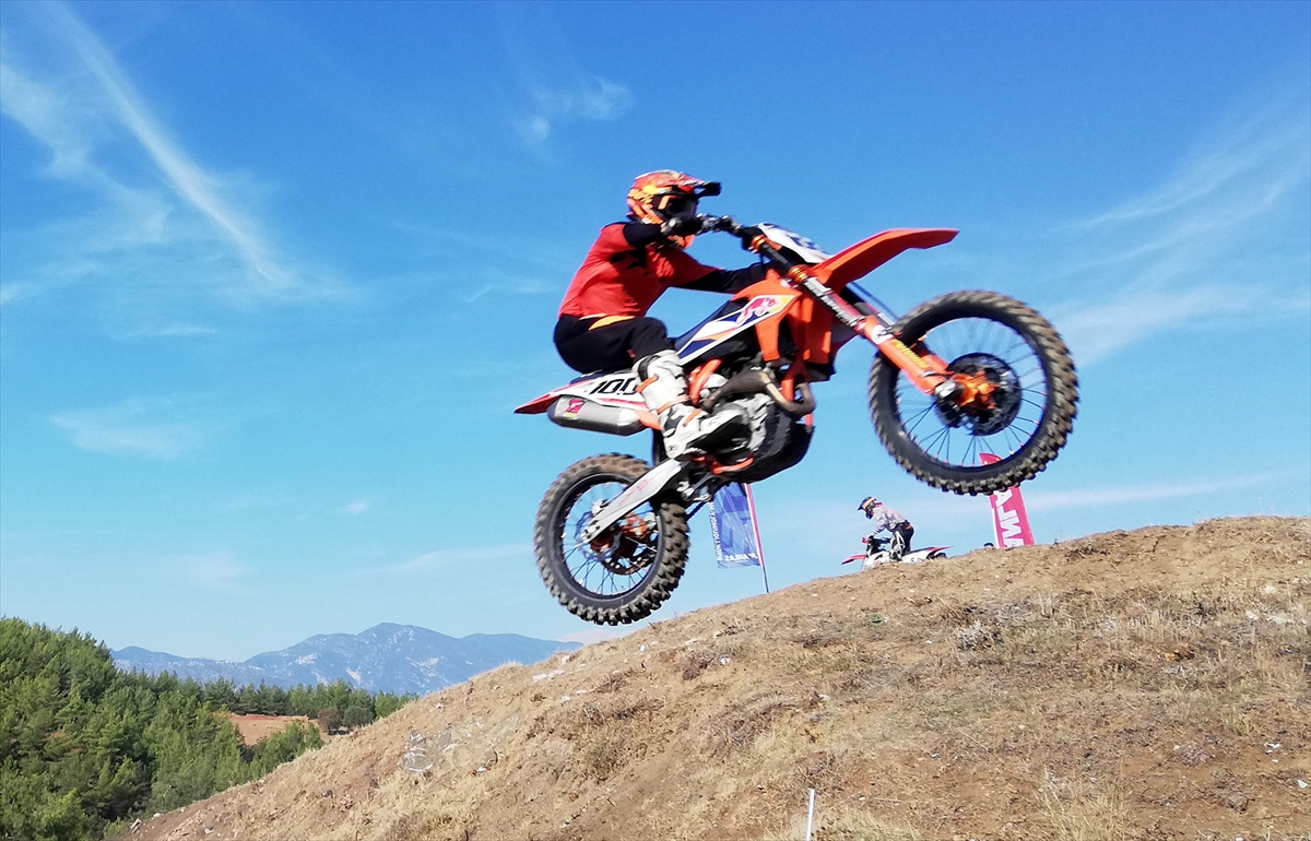 Türkiye Motokros Şampiyonası 4. ayak yarışları başladı