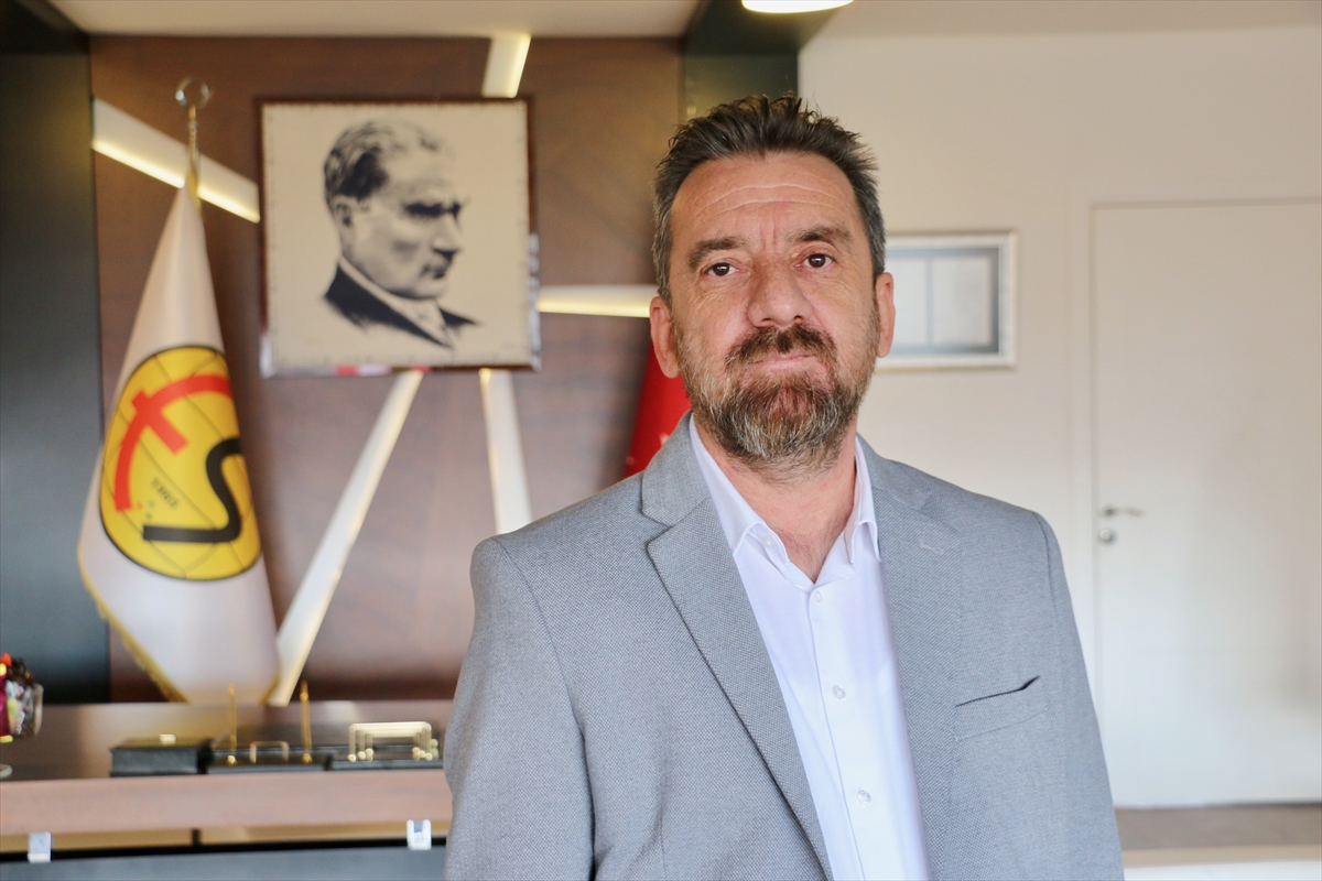 Eskişehirspor'da öncelikli hedef Trabzonspor'a olan borcu kapatmak