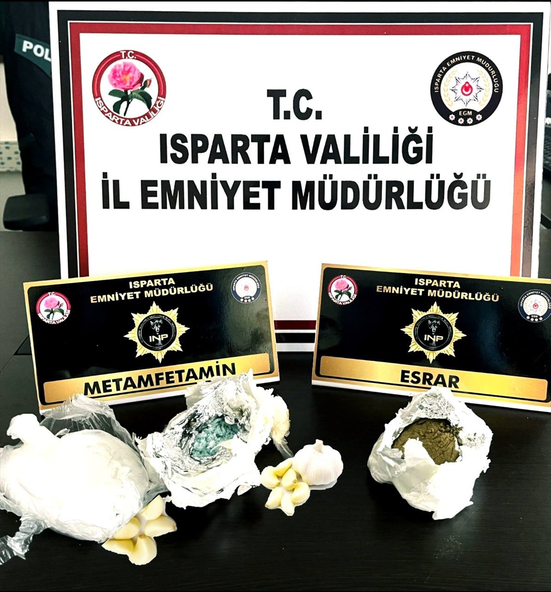 Isparta'da uyuşturucu operasyonunda iki kişi tutuklandı