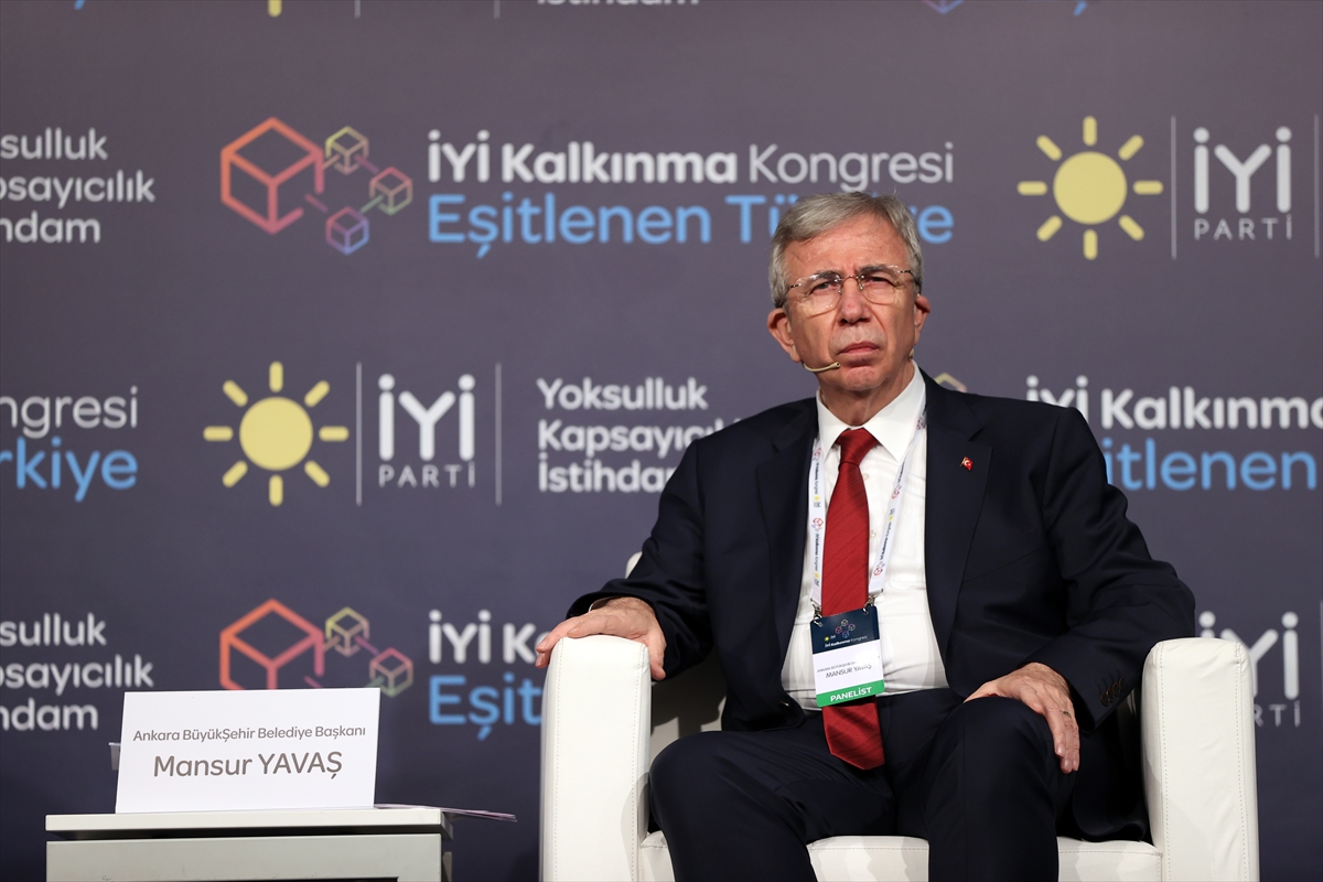 “İYİ Kalkınma Kongresi”nde yoksulluk ve kapsayıcılık panelleri gerçekleştirildi
