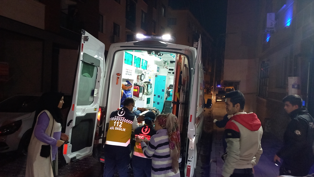 Manisa'da silahlı saldırıya uğrayan kişi yaralandı