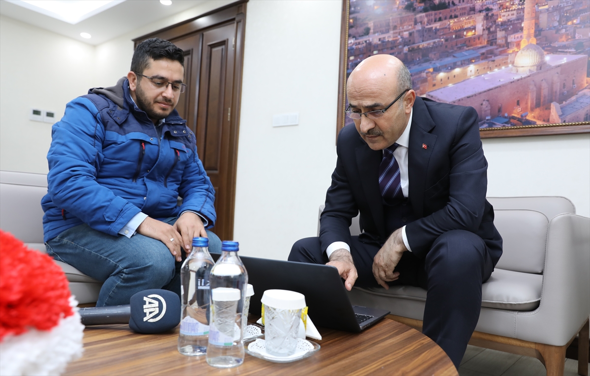 Mardin Valisi Demirtaş, AA'nın “Yılın Fotoğrafları” oylamasına katıldı