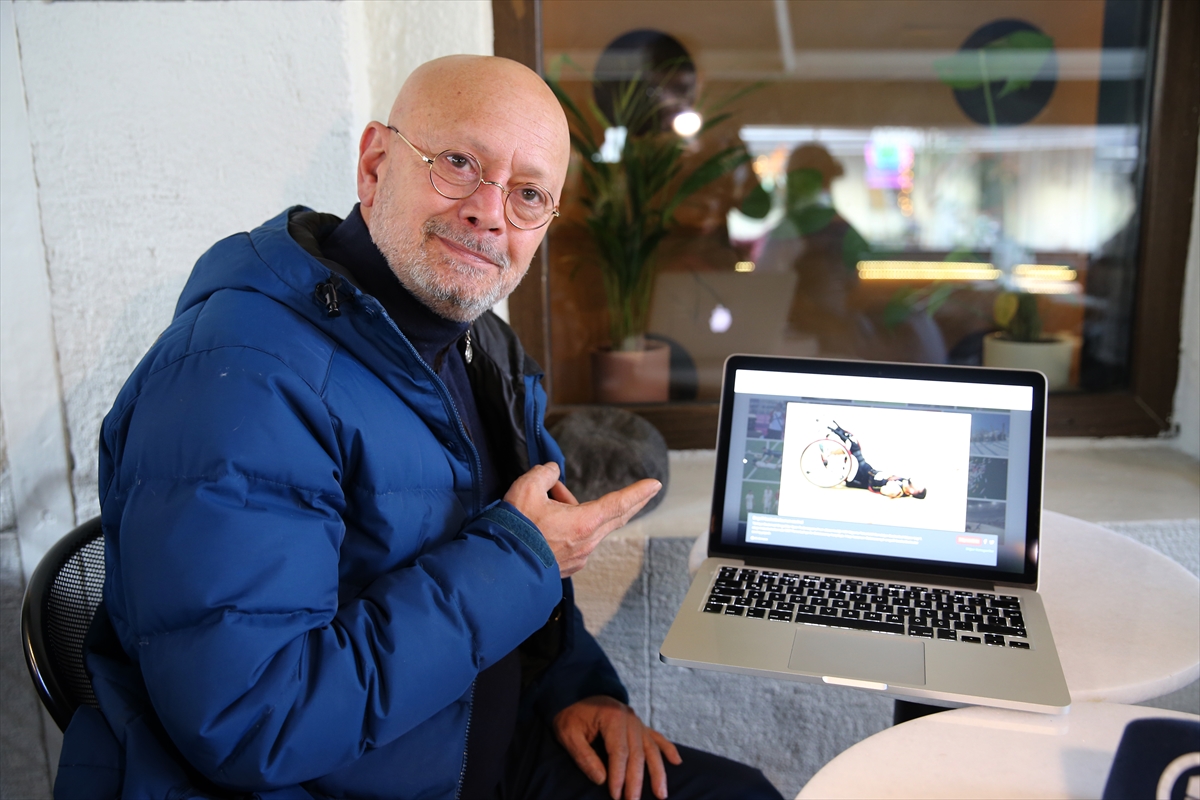 Oyuncu Bahtiyar Engin, AA'nın “Yılın Fotoğrafları” oylamasına katıldı