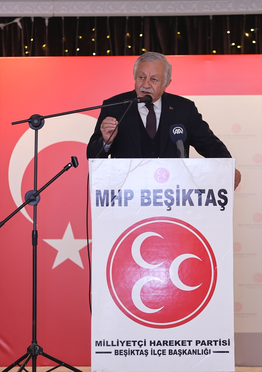 TBMM Başkanvekili Adan, Beşiktaş'ta STK temsilcileri ve muhtarlarla bir araya geldi: