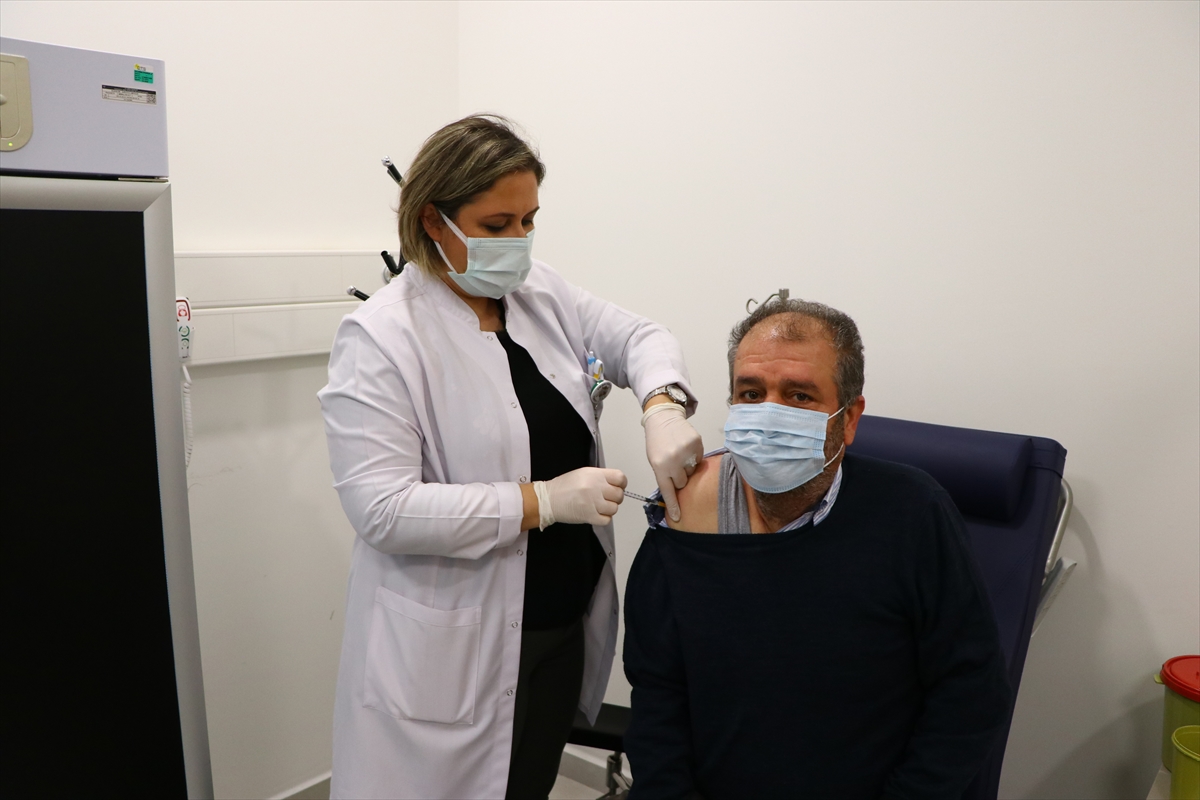 Tekirdağ Sağlık Müdürü Kalkan'dan “TURKOVAC aşısı olun” çağrısı