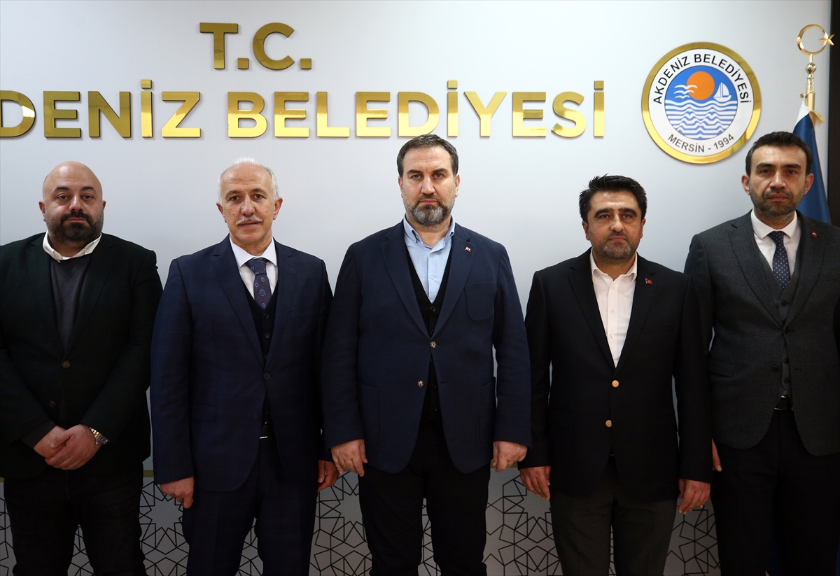 AK Parti Genel Başkan Yardımcısı Mustafa Şen'den Akdeniz Belediyesine ziyaret