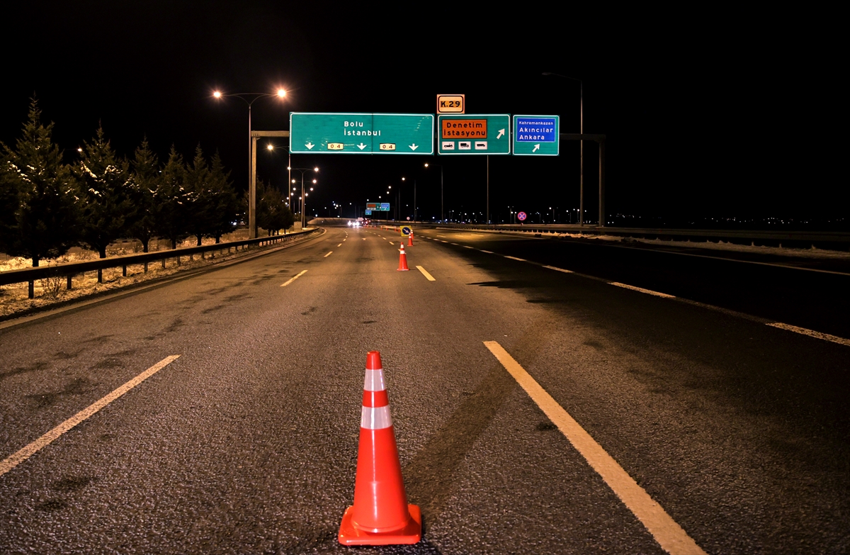 Ankara'dan İstanbul istikametine araçların geçişine izin verilmiyor