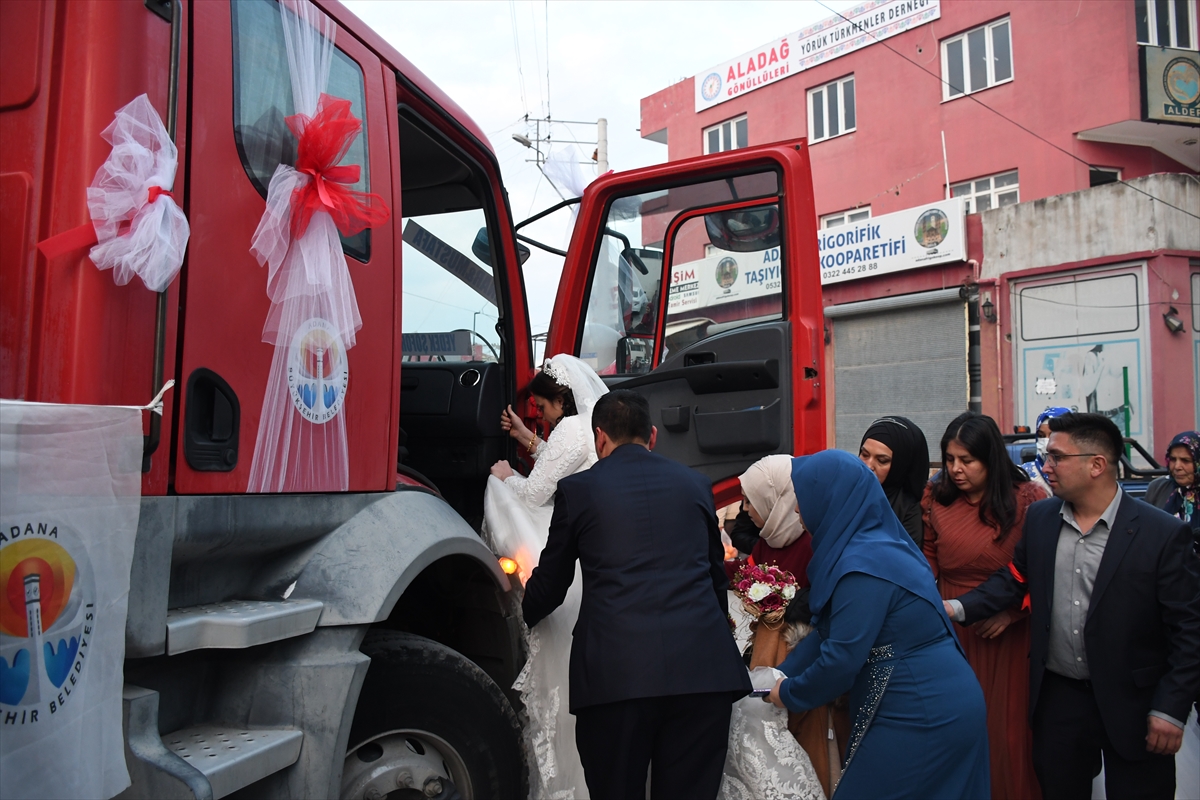 Belediyenin temizlik aracı “gelin arabası” oldu