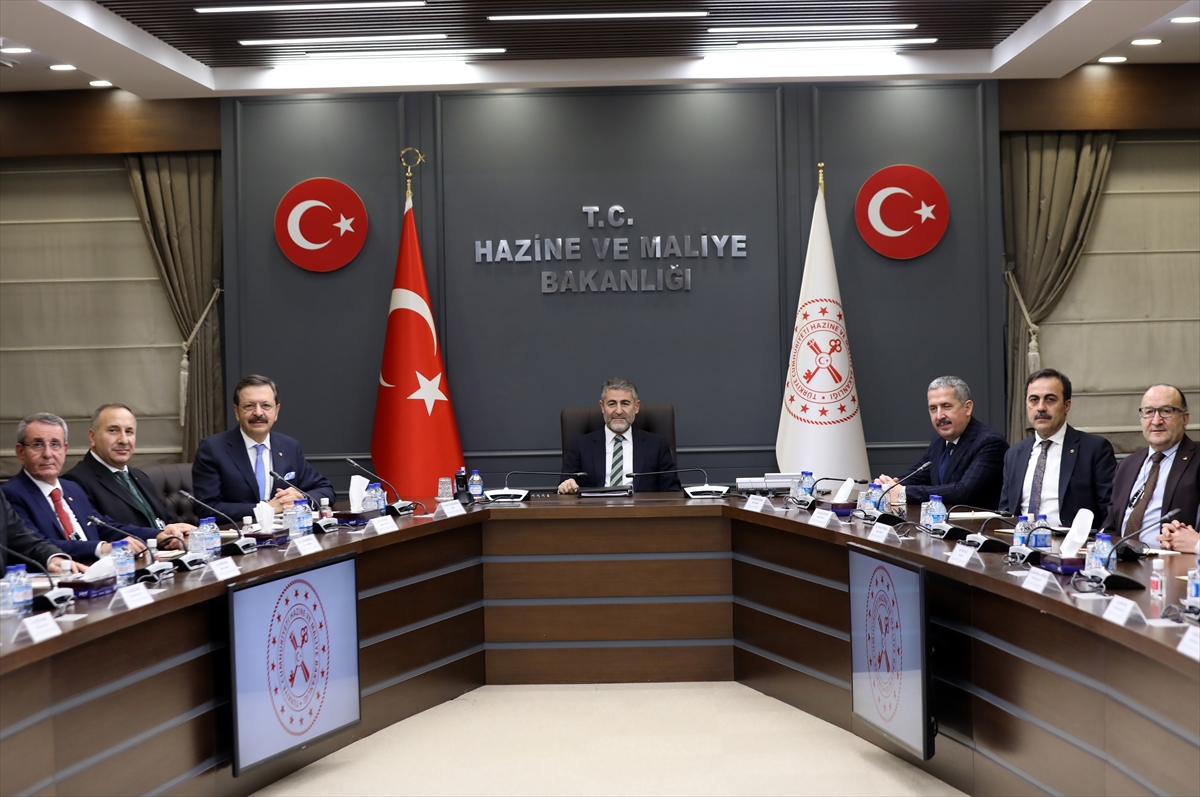 Hazine ve Maliye Bakanı Nebati, TOBB heyetini kabul etti