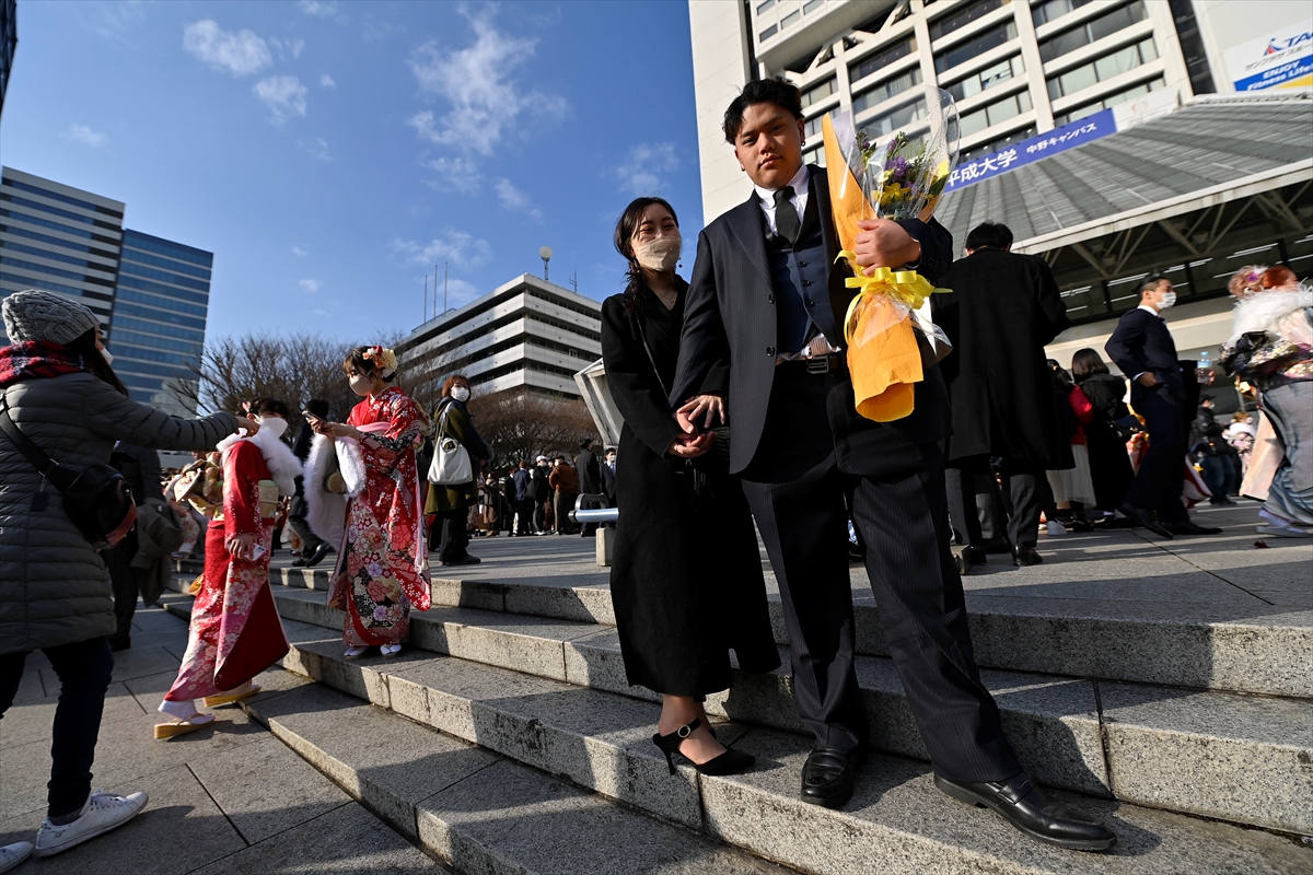 Japonya'da Yetişkinler Günü kutlandı