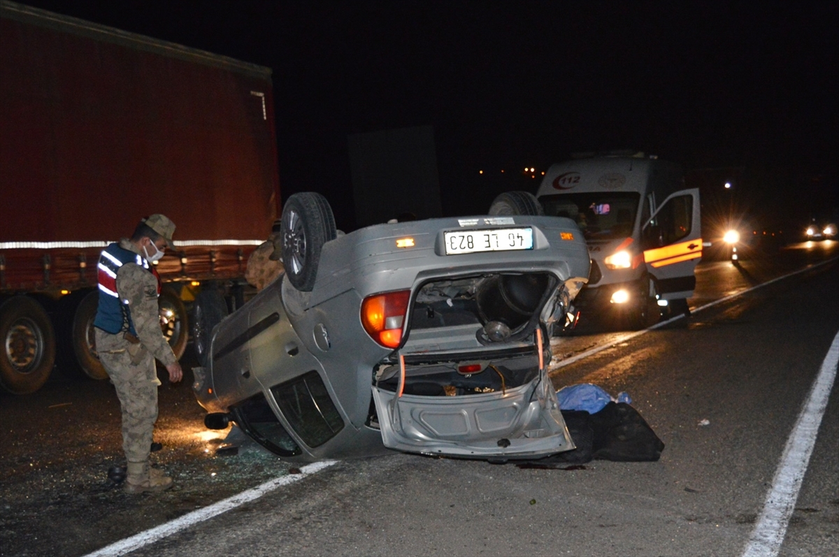 Adıyaman'da takla atan otomobildeki 1 çocuk öldü, 5 kişi yaralandı
