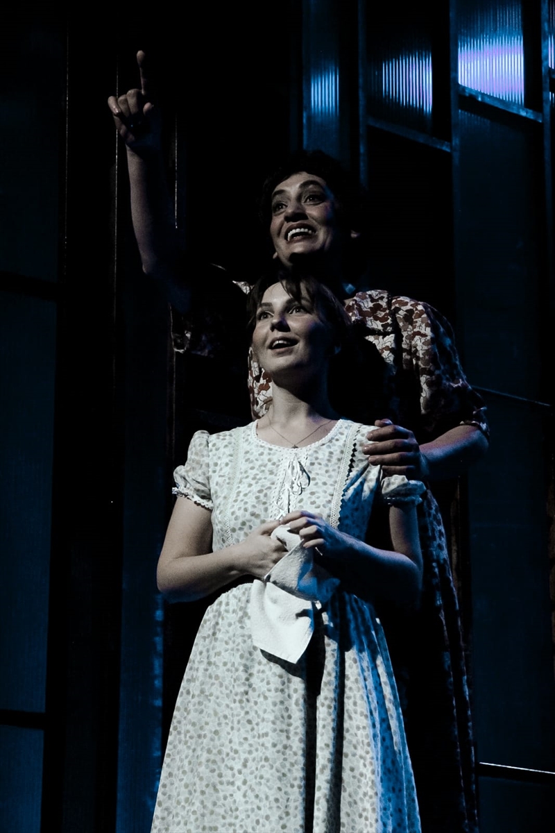 Bursa Devlet Tiyatrosu “Sırça Kümes” oyununu Başkentte sahneleyecek