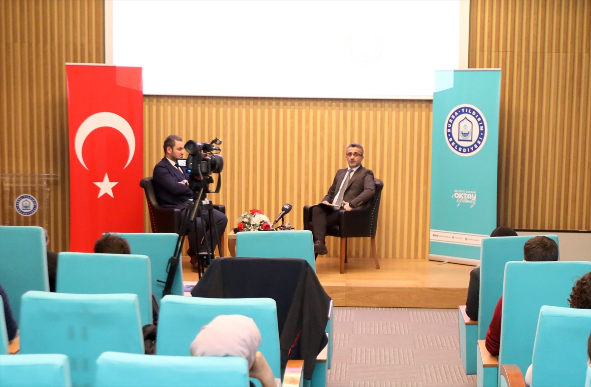 “Dijital Çağı Anlama” seminerinde sosyal medya ve dijital dönüşüm ele alındı