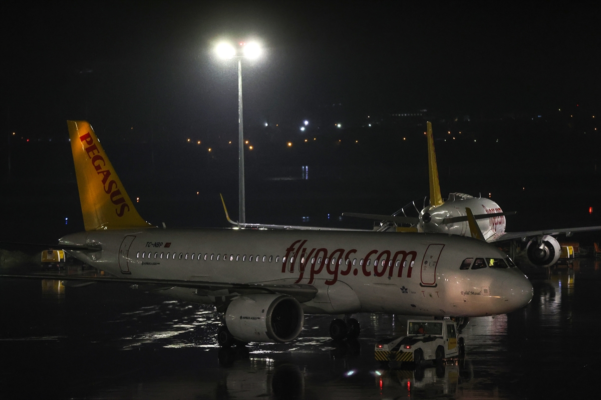 İstanbul'dan Erivan'a iki yıl aradan sonra ilk uçuş gerçekleştirildi