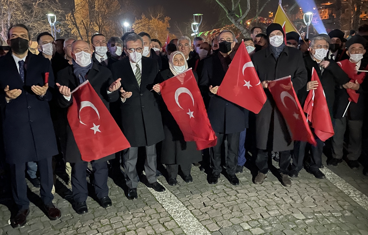 Kahramanmaraş'ın kurtuluşunun 102. yılı etkinlikleri kapsamında kortej yürüyüşü yapıldı