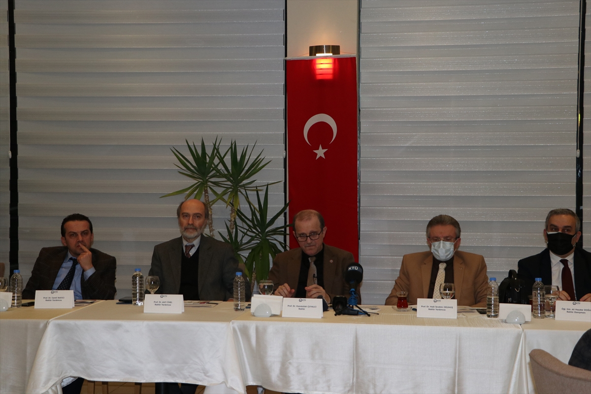 KTÜ Rektörü Prof. Dr. Hamdullah Çuvalcı, gazetecilerle bir araya geldi: