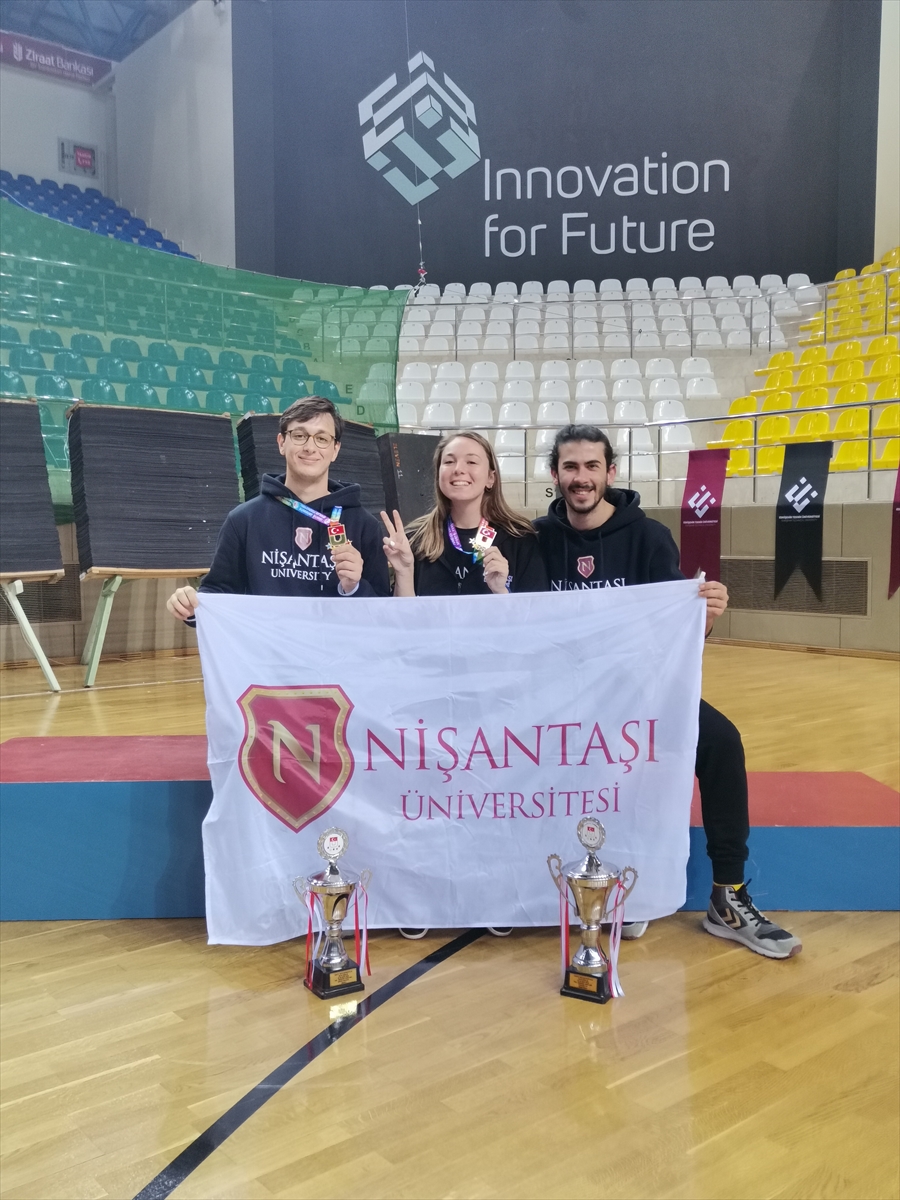 Nişantaşı Üniversitesi'nden okçuluk şampiyonasında 4 altın madalya