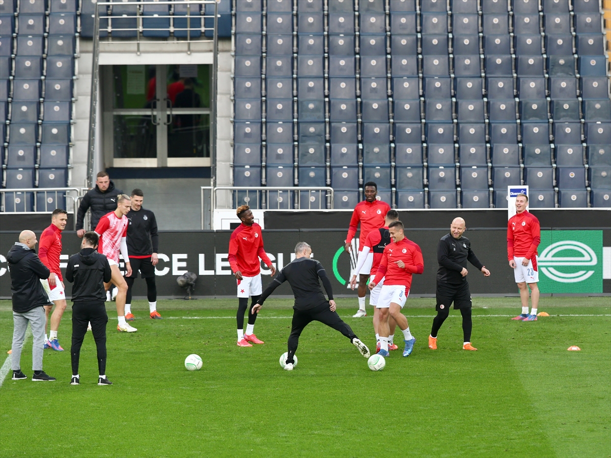 Slavia Prag, Fenerbahçe maçına hazır