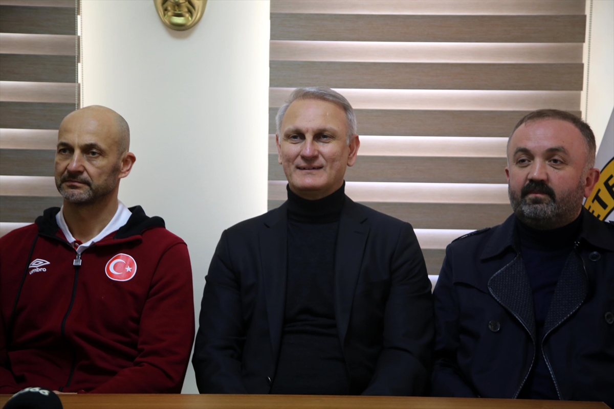 A Milli Kadın Hentbol Takımı'nın İzlanda karşısında hedefi galibiyet