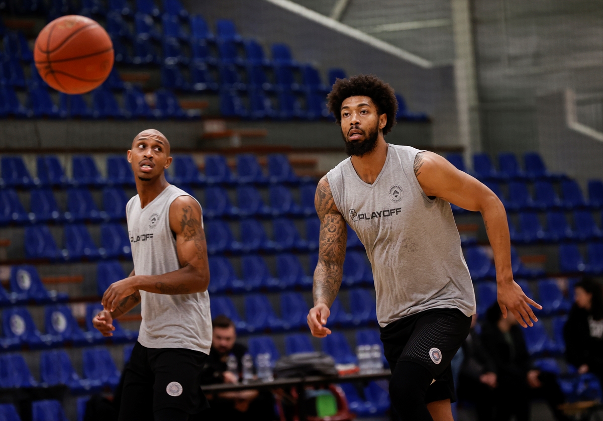 Bahçeşehir Koleji, ZZ Leiden maçına hazır