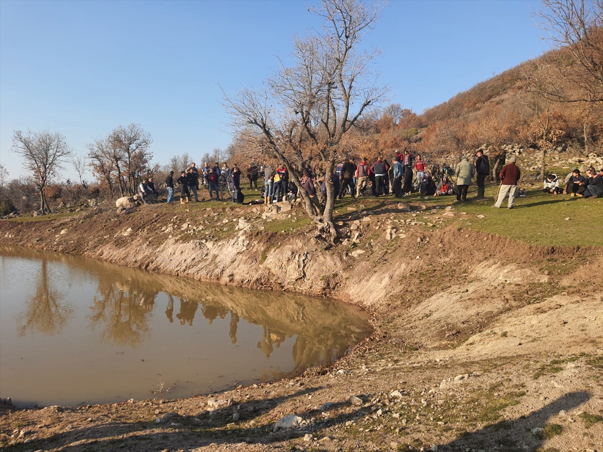 Balıkesir'de gölete düşen 10 yaşındaki çocuk boğuldu