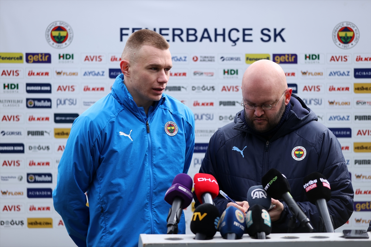 Fenerbahçe'nin Macar futbolcusu Szalai, Trabzonspor maçından umutlu: