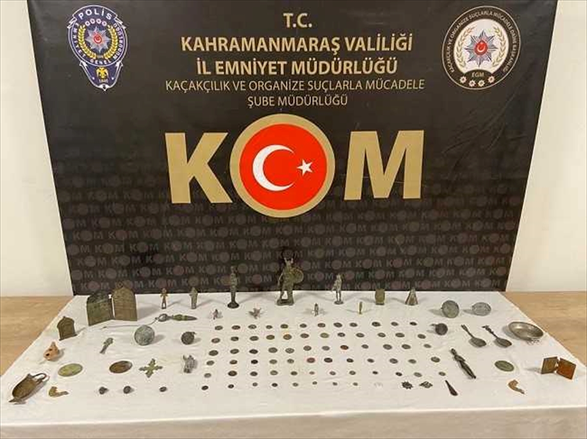 Kahramanmaraş'ta tarihi eser olduğu değerlendirilen 109 parça ele geçirildi