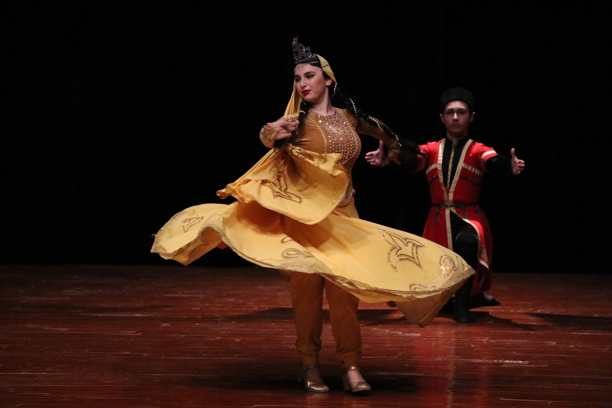 Niğde'de Türk Dünyası Yeni Gün Buluşması “Nevruz 2022” coşkuyla kutlandı