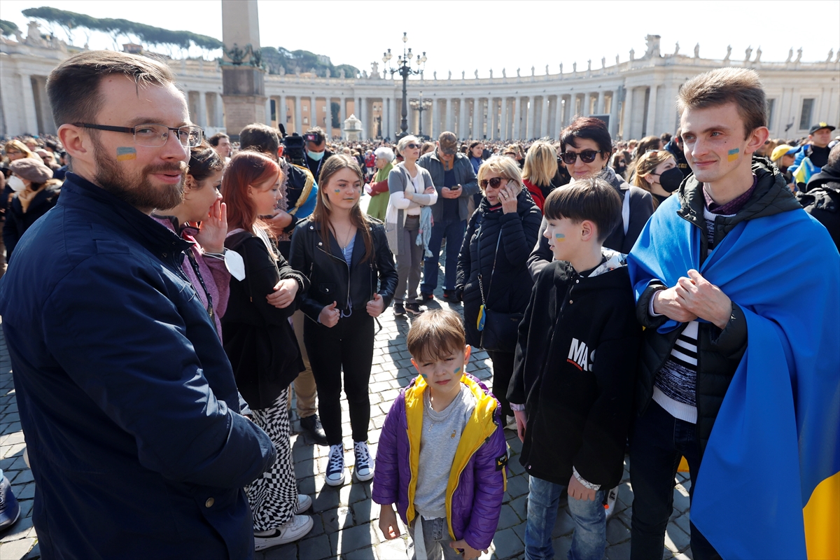 Papa Franciscus'tan Ukrayna'daki savaş için “bu katliamı durdurun” çağrısı