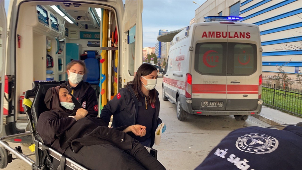 Samsun'da oğlu tarafından yaralanan kadın tedavi altına alındı
