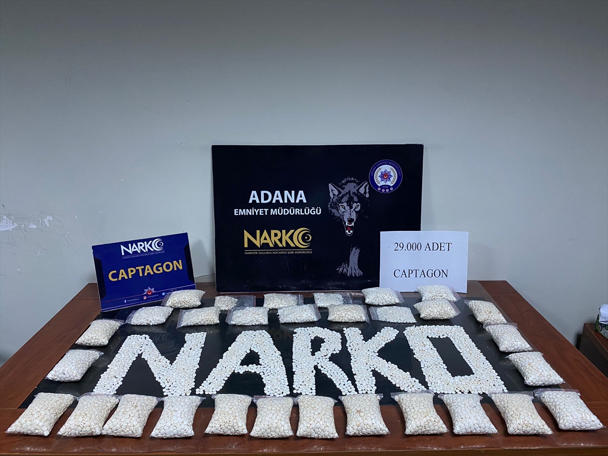 Adana'da evinde 29 bin uyuşturucu hap ele geçirilen zanlı tutuklandı