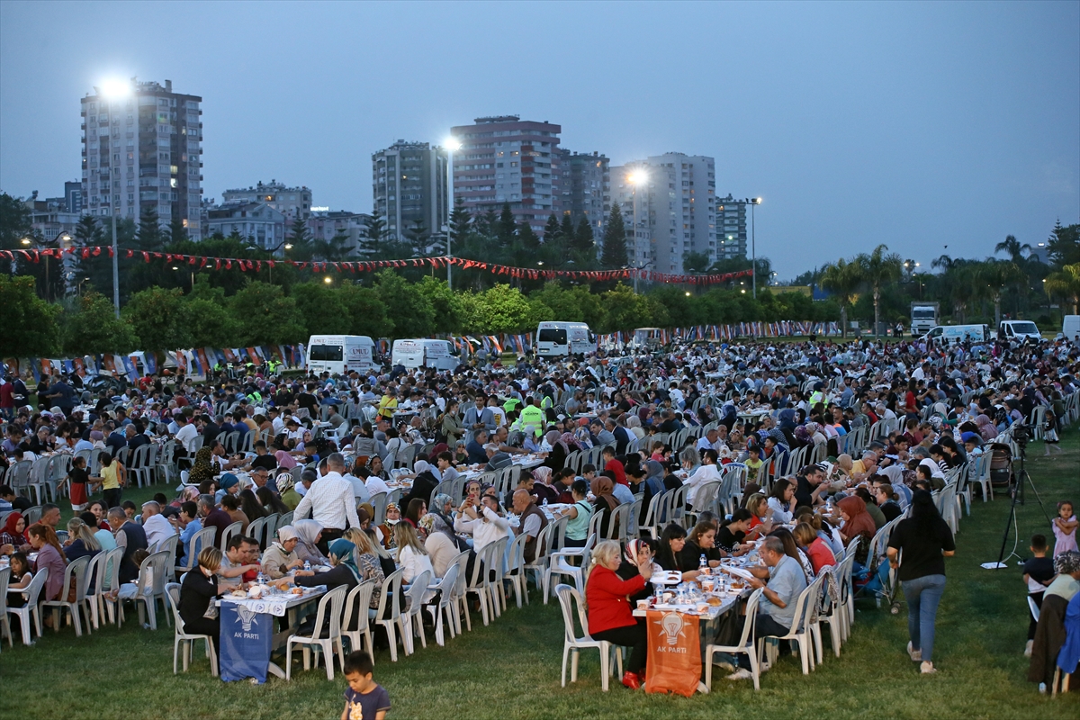AK Parti'li Çelik: “Bir sonraki Cumhurbaşkanı milletimizin desteğiyle Recep Tayyip Erdoğan olacak”