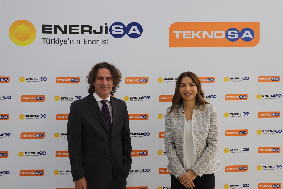 Enerjisa, Adana'da Teknosa mağazasına güneş enerjisi santrali kurdu