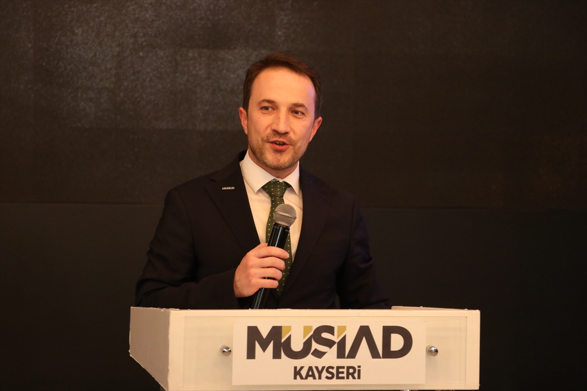 Kayseri'de “Ümmet İftar Sofrası” programı düzenlendi