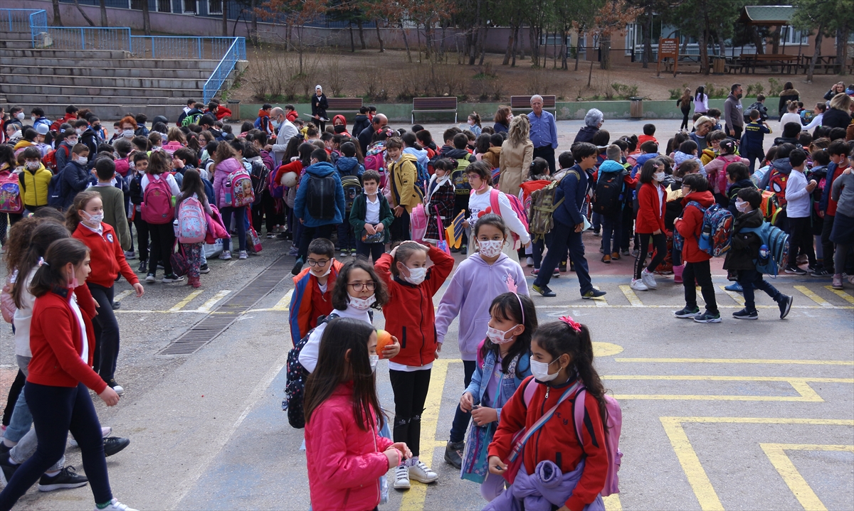 Okullarda ikinci ara tatil başladı