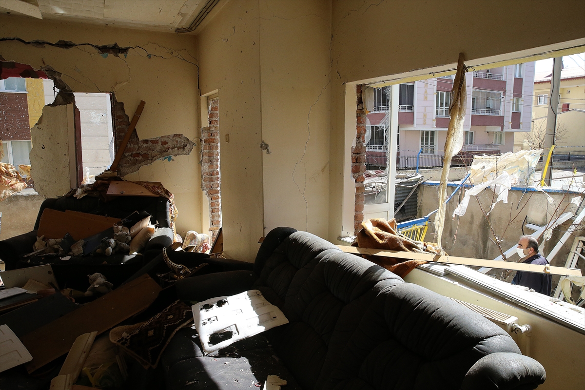 Sivas'ta doğal gaz patlamasında yaralanan yaşlı çift taburcu edildi