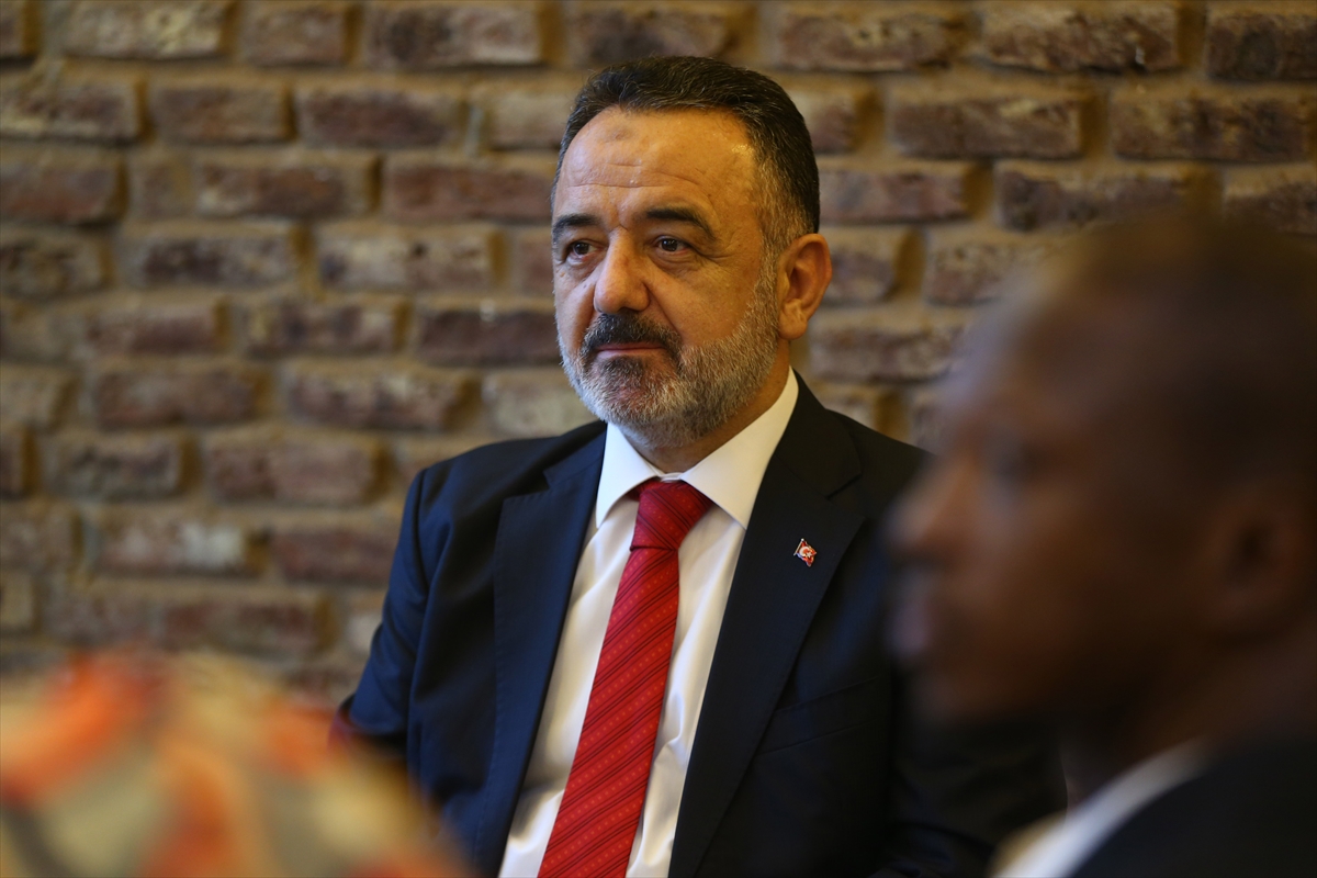 Sudanlı Türkiye Mezunları, iftarda bir araya geldi
