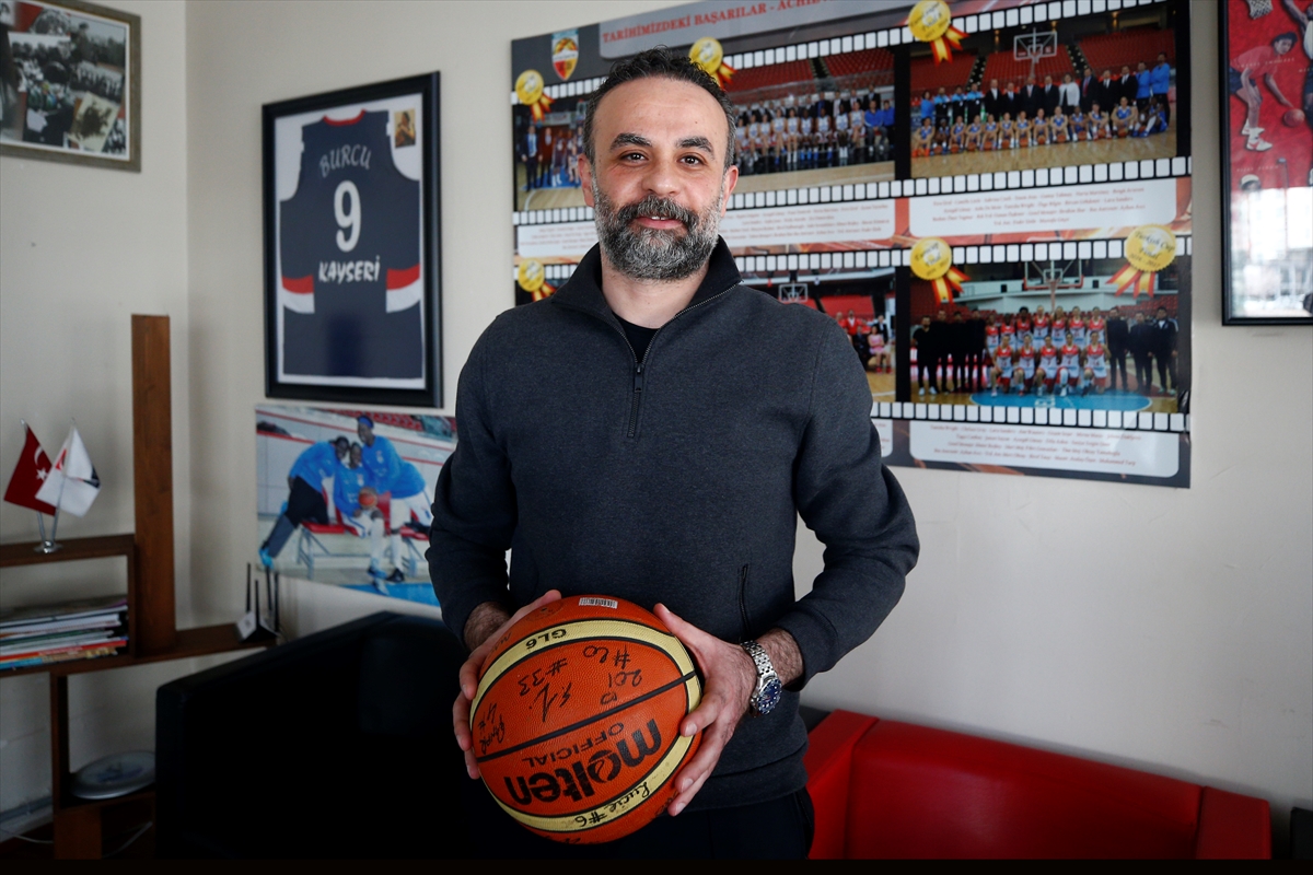 Tolga Esenci, takımını ligde tutup başarısını taçlandırmak istiyor