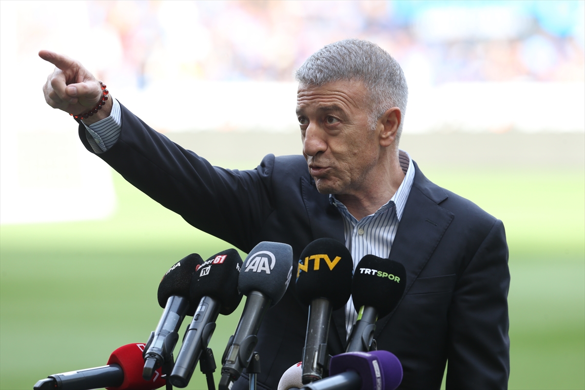 Trabzonspor Başkanı Ahmet Ağaoğlu'ndan taraftara çağrı: