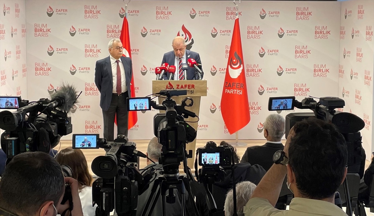 Zafer Partisi Genel Başkanı Özdağ'dan sığınmacılarla ilgili açıklama: