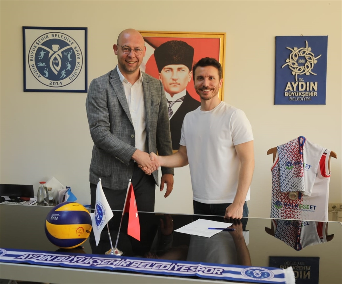 Aydın Büyükşehir Belediyespor Başantrenörü Hamurcu'nun sözleşmesi 2 yıl uzatıldı