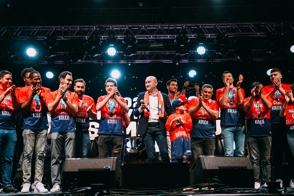 Bahçeşehir Koleji, Avrupa Şampiyonluğunu kutladı