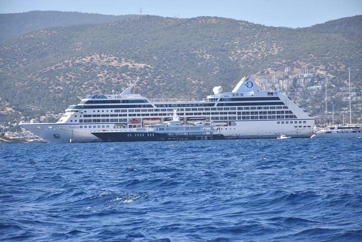 Bodrum'da deniz turizminde hareketlilik yaşanıyor