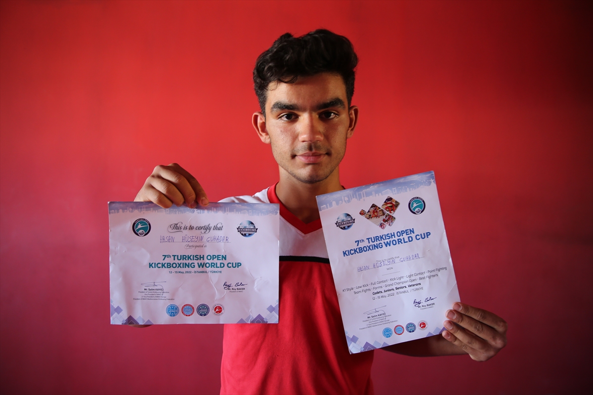 Çobanlık yapan dünya kupası ikincisi kick boksçunun yeni hedefi Avrupa şampiyonluğu